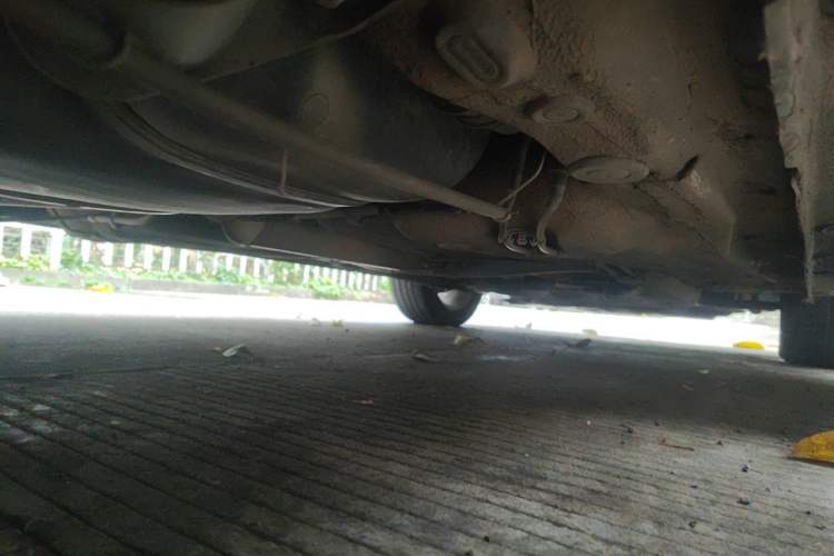 Used Volkswagen Bora 2013 1.6L Manual Comfort Model Chassis Rear Right