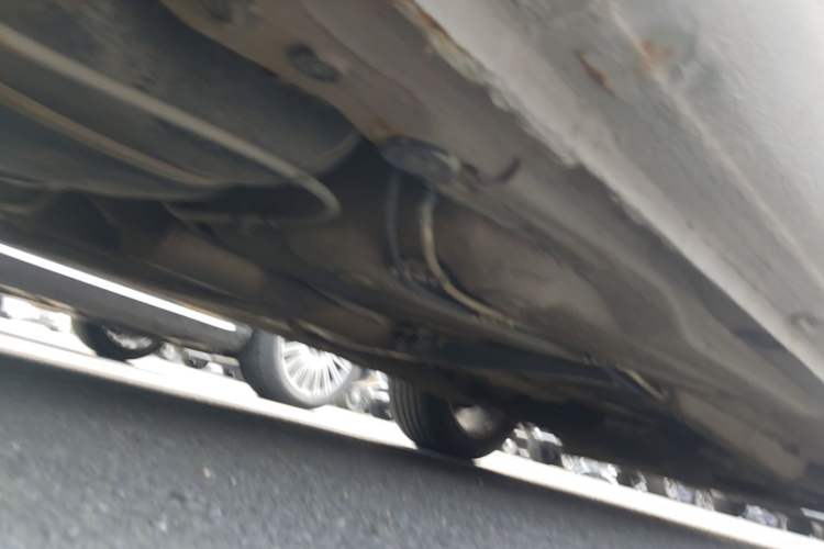 Used Volkswagen Bora 2013 1.6L Automatic Comfort Model Chassis Rear Right