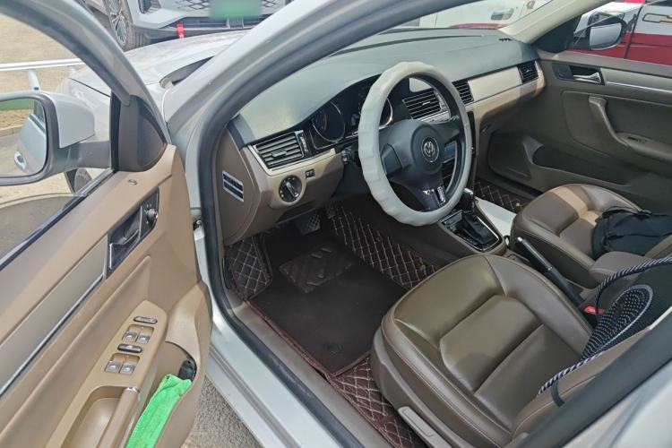 Used Volkswagen Bora 2013 1.6L Automatic Comfort Model Driver Seat