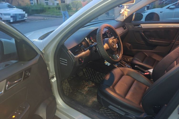 Used Volkswagen Bora 2013 1.6L Automatic Comfort Model Driver Seat