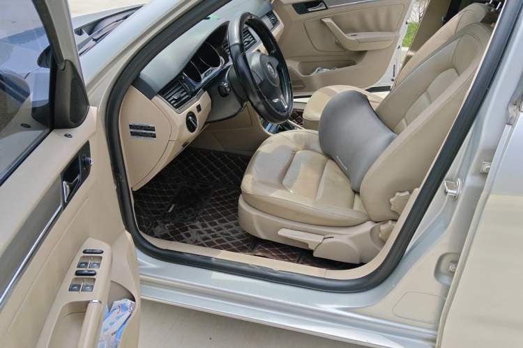 Used Volkswagen Bora 2013 1.6L Automatic Comfort Model Driver Seat