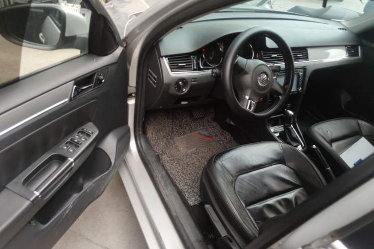 Used Volkswagen Bora 2013 1.6L Automatic Comfort Model Driver Seat