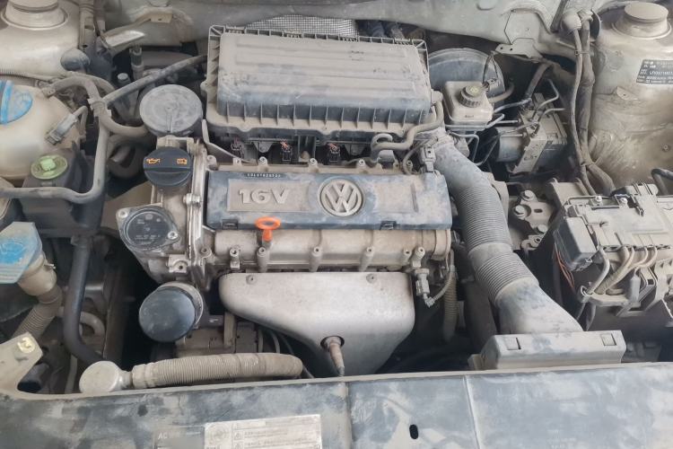 Used Volkswagen Bora 2013 1.6L Manual Comfort Model Engine Bay