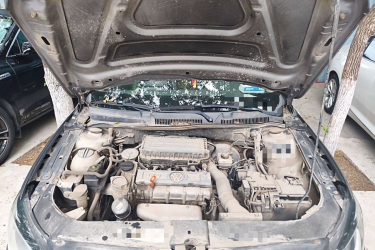 Used Volkswagen Bora 2013 1.6L Automatic Comfort Model Engine Bay