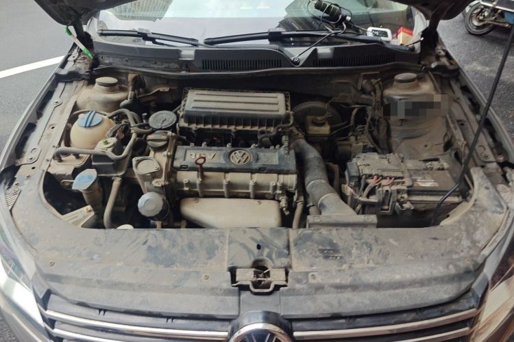 Used Volkswagen Bora 2013 1.6L Manual Comfort Model Engine Bay