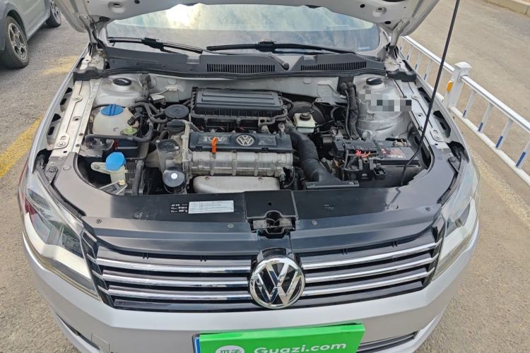 Used Volkswagen Bora 2013 1.6L Automatic Comfort Model Engine Bay