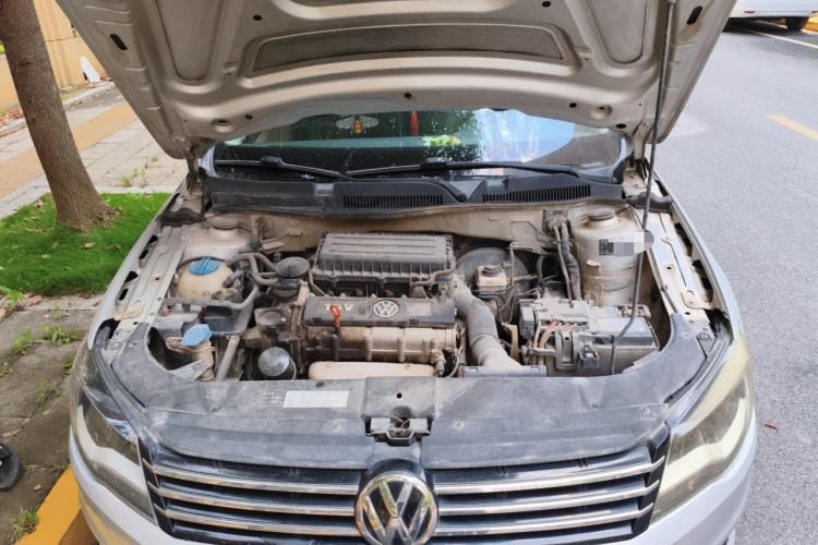Used Volkswagen Bora 2013 1.6L Manual Comfort Model Engine Bay