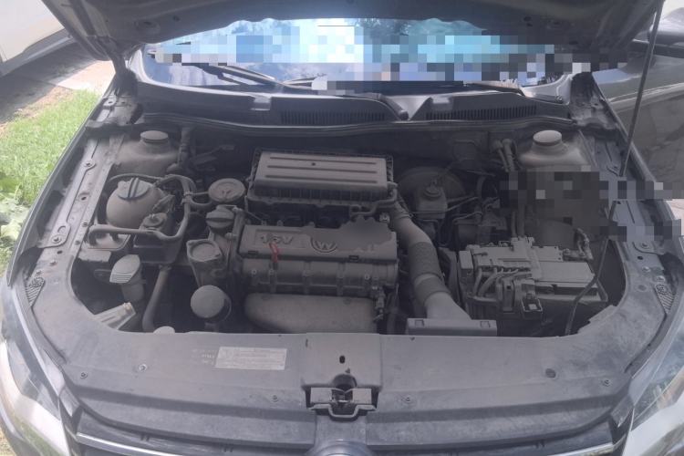 Used Volkswagen Bora 2013 1.6L Manual Fashion Edition Engine Bay