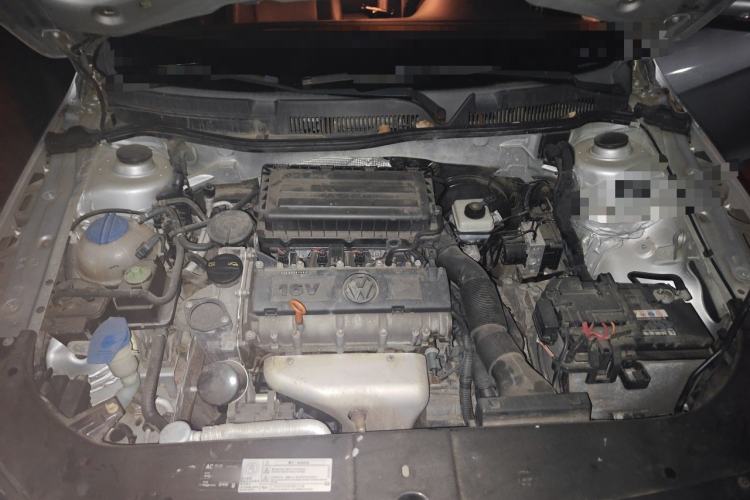 Used Volkswagen Bora 2013 1.6L Automatic Comfort Model Engine Bay