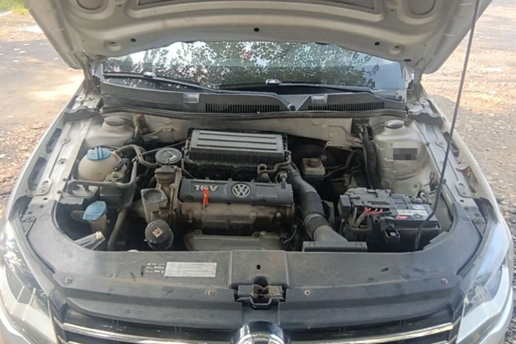 Used Volkswagen Bora 2013 1.6L Manual Comfort Model Engine Bay