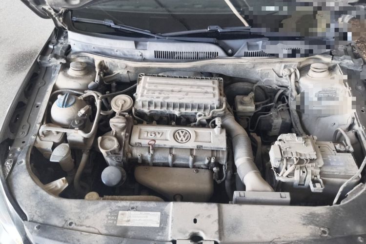 Used Volkswagen Bora 2013 1.6L Manual Fashion Edition Engine Bay
