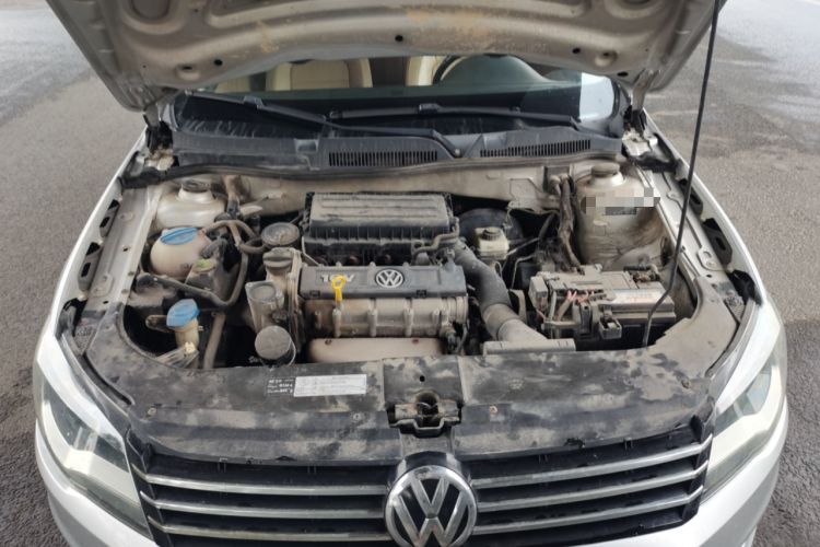 Used Volkswagen Bora 2013 1.6L Manual Comfort Model Engine Bay
