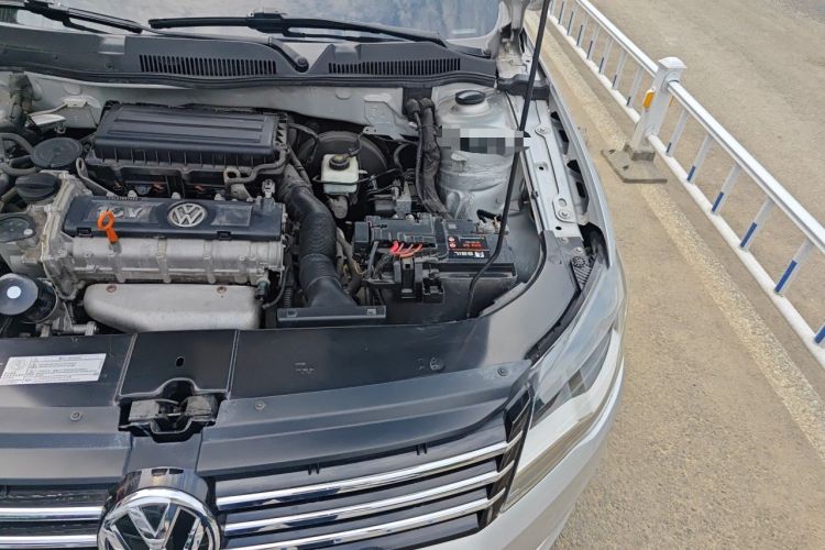 Used Volkswagen Bora 2013 1.6L Automatic Comfort Model Engine Bay Left