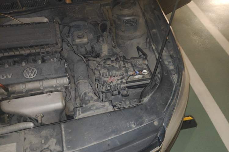 Used Volkswagen Bora 2013 1.6L Automatic Comfort Model Engine Bay Left