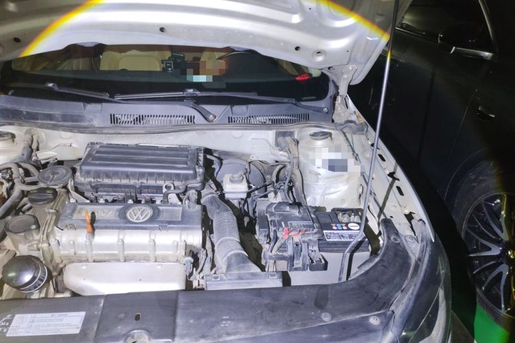 Used Volkswagen Bora 2013 1.6L Automatic Comfort Model Engine Bay Left