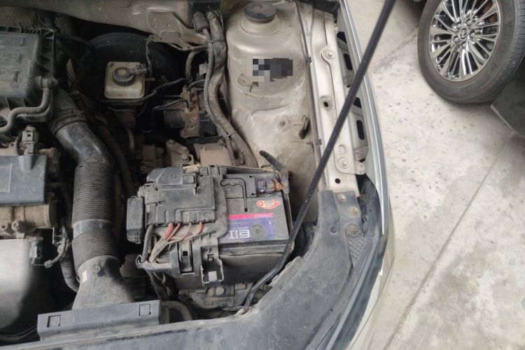Used Volkswagen Bora 2013 1.6L Automatic Comfort Model Engine Bay Left