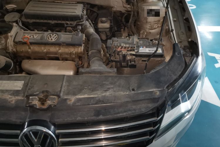 Used Volkswagen Bora 2013 1.6L Automatic Comfort Model Engine Bay Left