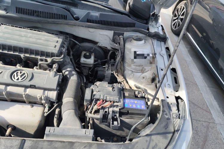 Used Volkswagen Bora 2013 1.6L Automatic Comfort Model Engine Bay Left