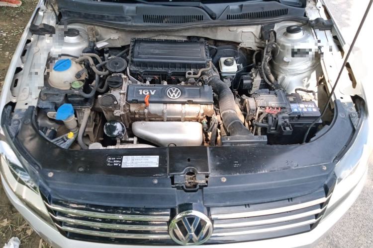 Used Volkswagen Bora 2013 1.6L Automatic Comfort Model Engine Bay
