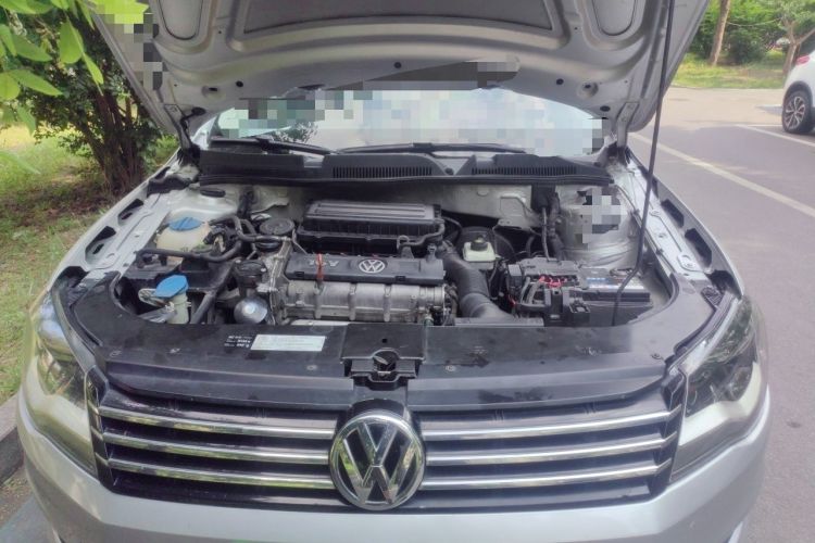 Used Volkswagen Bora 2013 1.6L Automatic Fashion Model Engine Bay