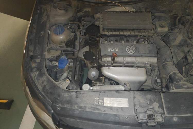 Used Volkswagen Bora 2013 1.6L Automatic Comfort Model Engine Bay Right