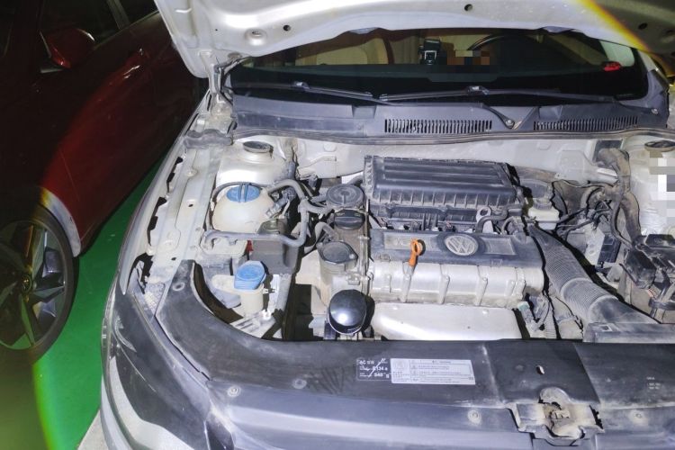 Used Volkswagen Bora 2013 1.6L Automatic Comfort Model Engine Bay Right