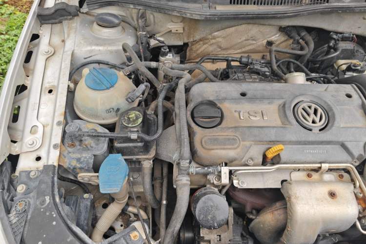 Used Volkswagen Bora 2013 1.4T Automatic Luxury Model Engine Bay Right