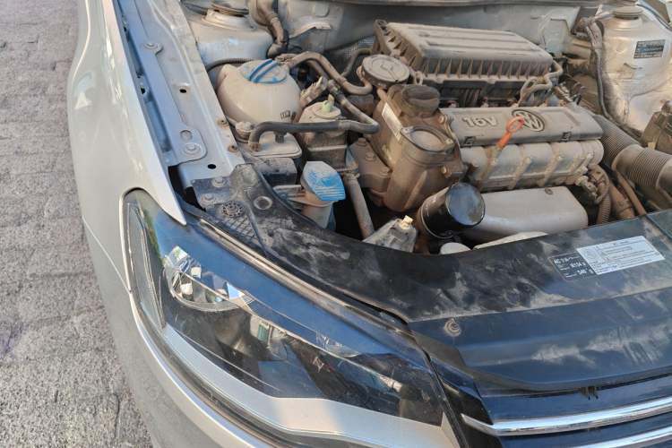 Used Volkswagen Bora 2013 1.6L Automatic Comfort Model Engine Bay Right