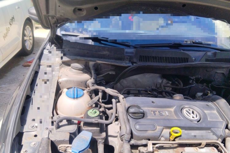 Used Volkswagen Bora 2013 1.4T Automatic Comfort Model Engine Bay Right