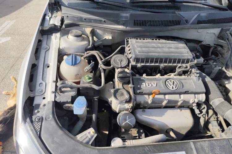 Used Volkswagen Bora 2013 1.6L Automatic Comfort Model Engine Bay Right