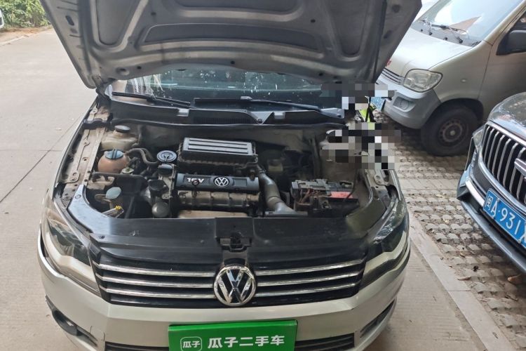 Used Volkswagen Bora 2013 1.6L Manual Fashion Edition Engine Bay