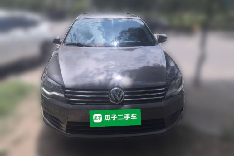 Used Volkswagen Bora 2013 1.6L Manual Fashion Edition Front
