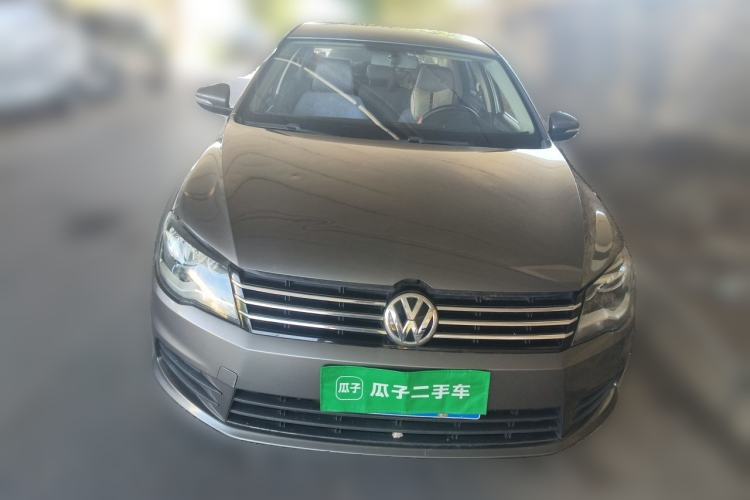 Used Volkswagen Bora 2013 1.6L Manual Fashion Edition Front