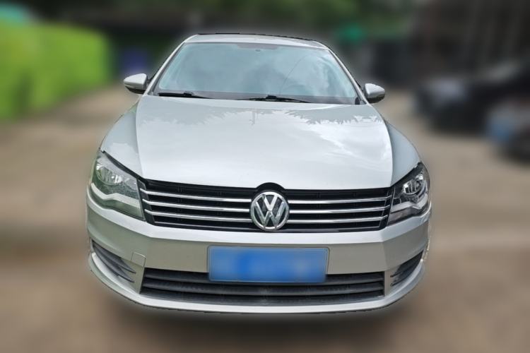 Used Volkswagen Bora 2013 1.6L Automatic Fashion Model Front