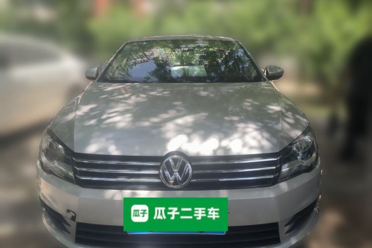Used Volkswagen Bora 2013 1.6L Manual Fashion Edition Front