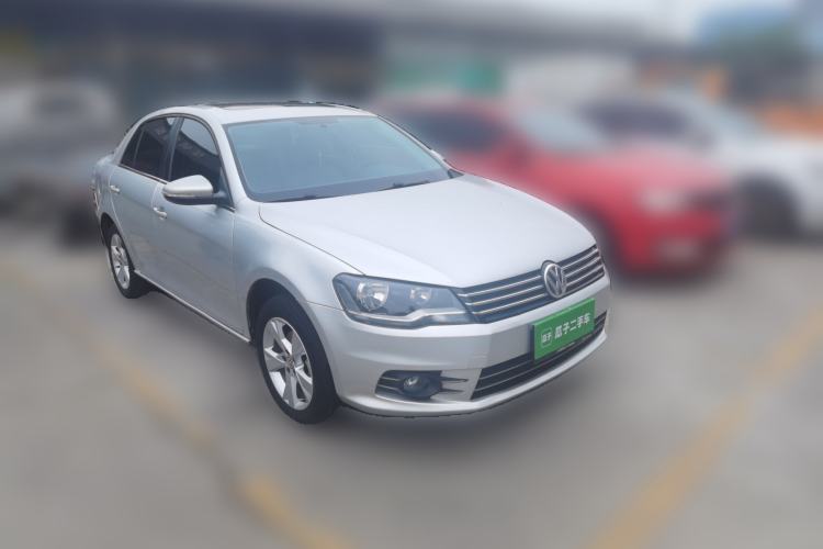 Used Volkswagen Bora 2013 1.6L Manual Comfort Model Front Right 45 Deg