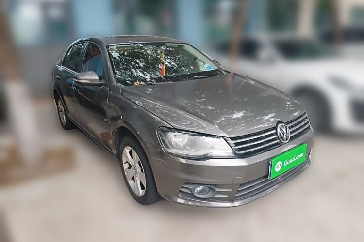 Used Volkswagen Bora 2013 1.6L Automatic Comfort Model Front Right 45 Deg
