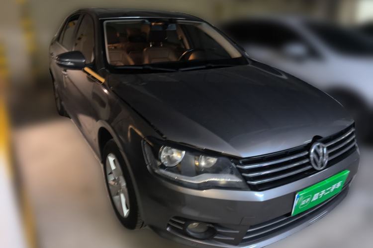 Used Volkswagen Bora 2013 1.6L Manual Comfort Model Front Right 45 Deg