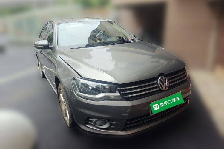 Used Volkswagen Bora 2013 1.6L Manual Comfort Model Front Right 45 Deg
