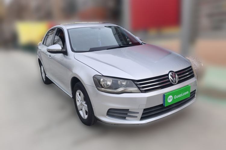 Used Volkswagen Bora 2013 1.6L Automatic Fashion Model Front Right 45 Deg