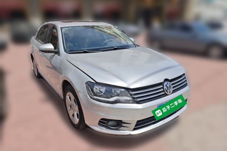 Used Volkswagen Bora 2013 1.6L Automatic Comfort Model Front Right 45 Deg