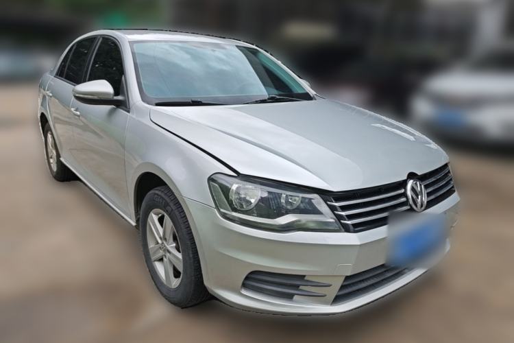 Used Volkswagen Bora 2013 1.6L Automatic Fashion Model Front Right 45 Deg