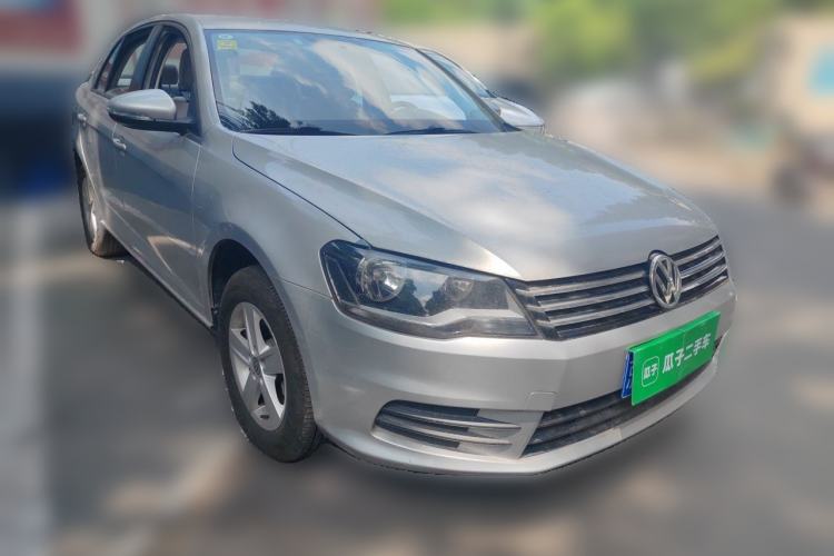Used Volkswagen Bora 2013 1.6L Manual Fashion Edition Front Right 45 Deg