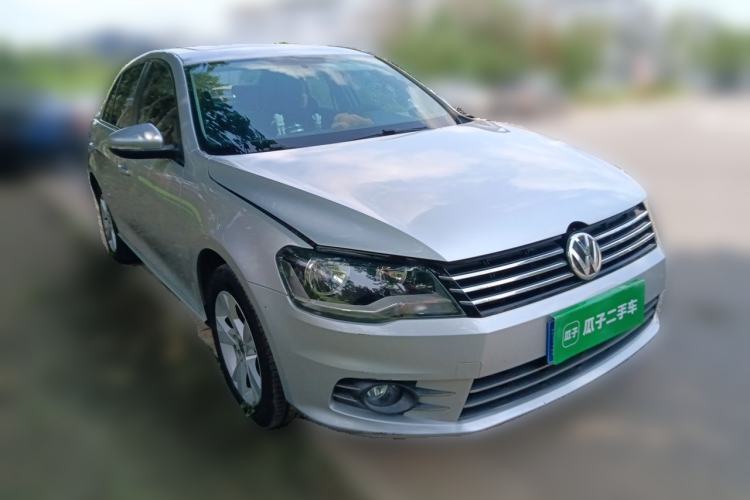 Used Volkswagen Bora 2013 1.6L Automatic Comfort Model Front Right 45 Deg
