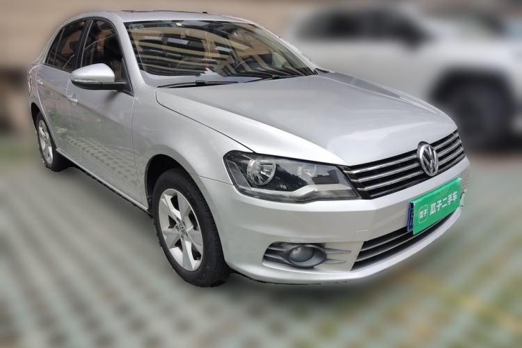 Used Volkswagen Bora 2013 1.6L Manual Comfort Model Front Right 45 Deg