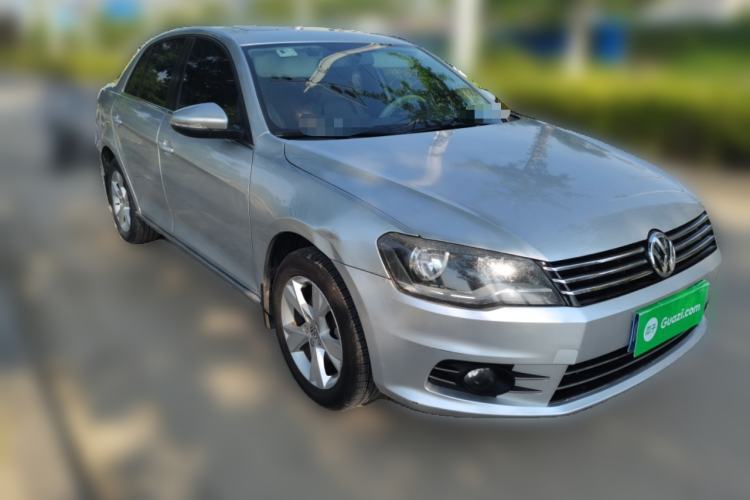 Used Volkswagen Bora 2013 1.6L Automatic Comfort Model Front Right 45 Deg