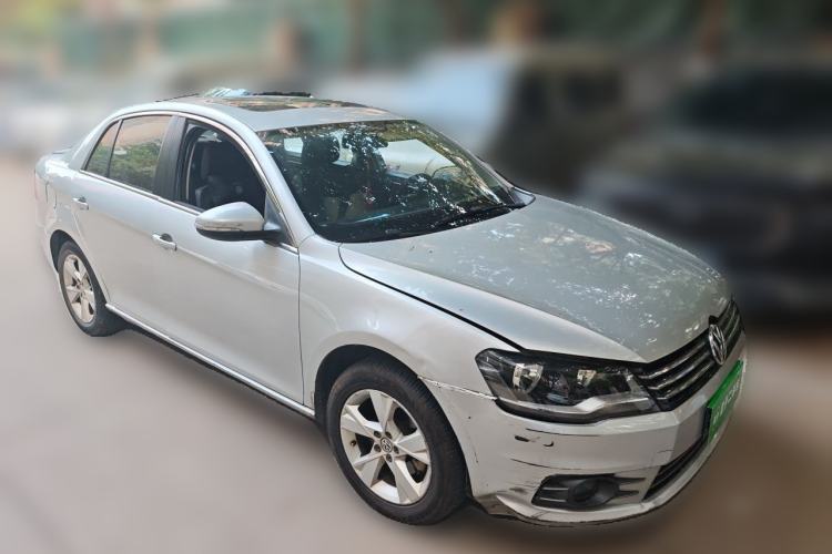 Used Volkswagen Bora 2013 1.6L Manual Fashion Edition Front Right 45 Deg