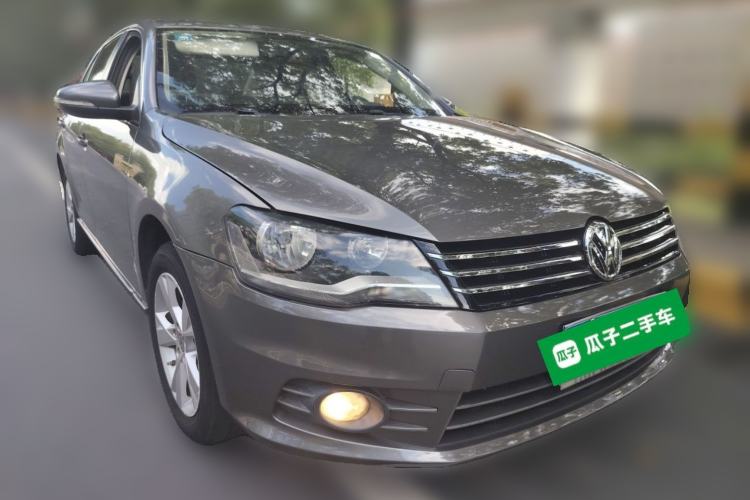 Used Volkswagen Bora 2013 1.6L Manual Comfort Model Front Right 45 Deg