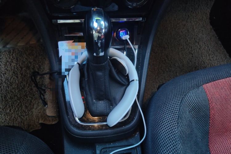 Used Volkswagen Bora 2013 1.6L Automatic Fashion Model Gear Lever