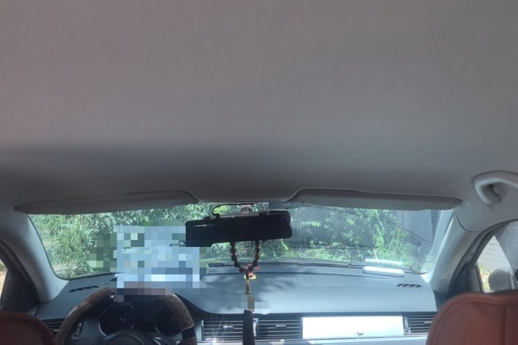 Used Volkswagen Bora 2013 1.6L Manual Fashion Edition Headliner